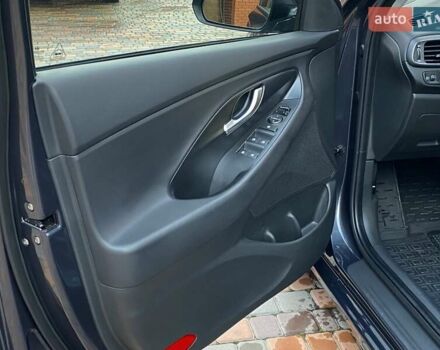 Серый Хендай i30, объемом двигателя 1.5 л и пробегом 3 тыс. км за 19999 $, фото 17 на Automoto.ua