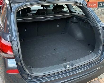 Серый Хендай i30, объемом двигателя 1.5 л и пробегом 3 тыс. км за 19999 $, фото 26 на Automoto.ua