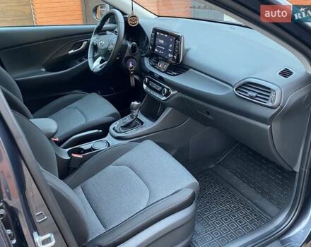 Серый Хендай i30, объемом двигателя 1.5 л и пробегом 3 тыс. км за 19999 $, фото 31 на Automoto.ua
