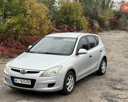 Серый Хендай i30, объемом двигателя 1.4 л и пробегом 265 тыс. км за 4500 $, фото 1 на Automoto.ua