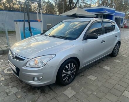 Сірий Хендай i30, об'ємом двигуна 1.4 л та пробігом 197 тис. км за 5800 $, фото 1 на Automoto.ua