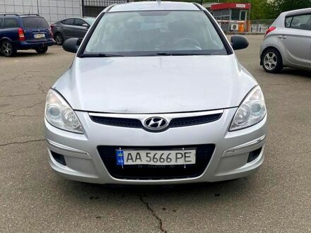 Хендай i30 2008 в Киеве на Automoto.ua Серый Хендай i30, объемом двигателя 1.6 л и пробегом 378 тыс. км за 4800 $, фото 1 на Automoto.ua