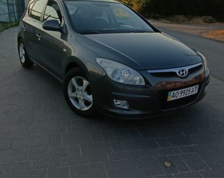 Серый Хендай i30, объемом двигателя 0 л и пробегом 230 тыс. км за 5700 $, фото 1 на Automoto.ua