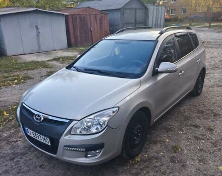 Хендай i30 2008 в Киеве на Automoto.ua Серый Хендай i30, объемом двигателя 1.58 л и пробегом 270 тыс. км за 5000 $, фото 1 на Automoto.ua