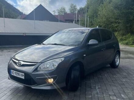 Хендай i30 2008 в Межгорье на Automoto.ua Серый Хендай i30, объемом двигателя 1.4 л и пробегом 280 тыс. км за 4750 $, фото 1 на Automoto.ua
