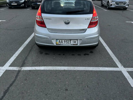 Хендай i30 2008 у Києві на Automoto.ua Сірий Хендай i30, об'ємом двигуна 1.58 л та пробігом 196 тис. км за 7000 $, фото 1 на Automoto.ua