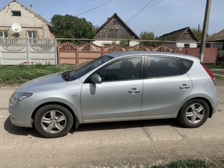 Сірий Хендай i30, об'ємом двигуна 1.6 л та пробігом 37 тис. км за 7700 $, фото 1 на Automoto.ua