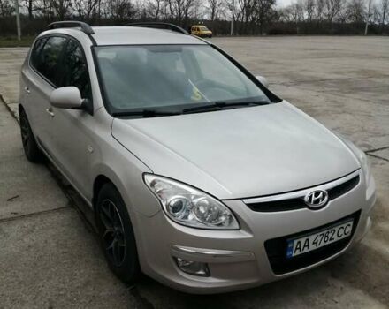 Серый Хендай i30, объемом двигателя 1.58 л и пробегом 246 тыс. км за 6200 $, фото 1 на Automoto.ua