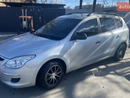 Хендай i30 2008 в Ромнах на Automoto.ua Серый Хендай i30, объемом двигателя 1.6 л и пробегом 245 тыс. км за 6500 $, фото 1 на Automoto.ua