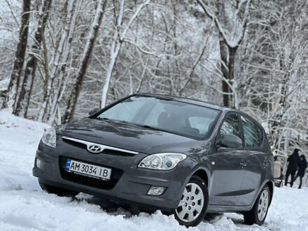Серый Хендай i30, объемом двигателя 1.4 л и пробегом 156 тыс. км за 6100 $, фото 1 на Automoto.ua