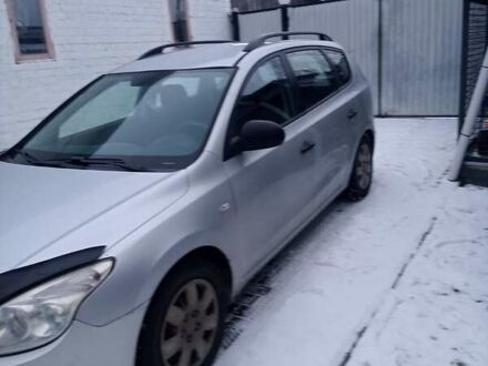 Хендай i30 2008 в Чернигове на Automoto.ua Серый Хендай i30, объемом двигателя 1.6 л и пробегом 212 тыс. км за 6000 $, фото 1 на Automoto.ua