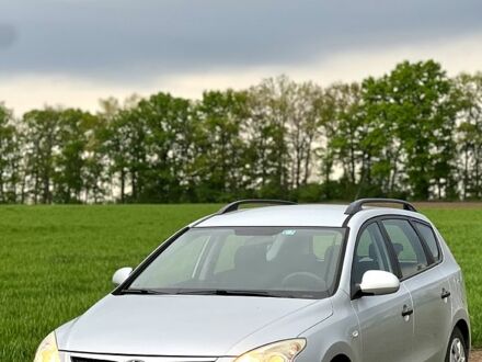 Хендай i30 2008 в Корсунь-Шевченковском на Automoto.ua Серый Хендай i30, объемом двигателя 1.6 л и пробегом 232 тыс. км за 5800 $, фото 1 на Automoto.ua