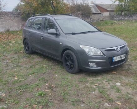 Серый Хендай i30, объемом двигателя 1.6 л и пробегом 267 тыс. км за 6800 $, фото 1 на Automoto.ua
