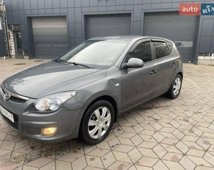 Сірий Хендай i30, об'ємом двигуна 1.58 л та пробігом 210 тис. км за 5999 $, фото 1 на Automoto.ua