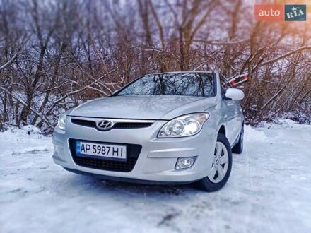 Серый Хендай i30, объемом двигателя 1.6 л и пробегом 187 тыс. км за 5199 $, фото 1 на Automoto.ua