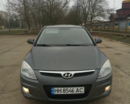 Серый Хендай i30, объемом двигателя 1.4 л и пробегом 255 тыс. км за 5900 $, фото 1 на Automoto.ua