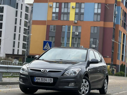 Хендай i30 2008 у Житомирі на Automoto.ua Сірий Хендай i30, об'ємом двигуна 1.4 л та пробігом 154 тис. км за 6300 $, фото 1 на Automoto.ua