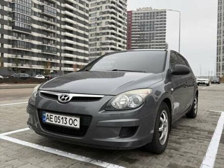 Серый Хендай i30, объемом двигателя 1.4 л и пробегом 222 тыс. км за 5200 $, фото 1 на Automoto.ua