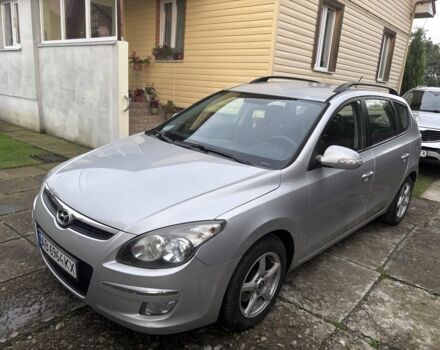 Серый Хендай i30, объемом двигателя 1.6 л и пробегом 209 тыс. км за 6000 $, фото 1 на Automoto.ua