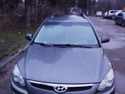 Сірий Хендай i30, об'ємом двигуна 1.6 л та пробігом 189 тис. км за 4500 $, фото 1 на Automoto.ua