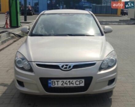 Серый Хендай i30, объемом двигателя 1.6 л и пробегом 231 тыс. км за 5000 $, фото 1 на Automoto.ua