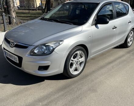 Серый Хендай i30, объемом двигателя 1.4 л и пробегом 280 тыс. км за 5 $, фото 1 на Automoto.ua