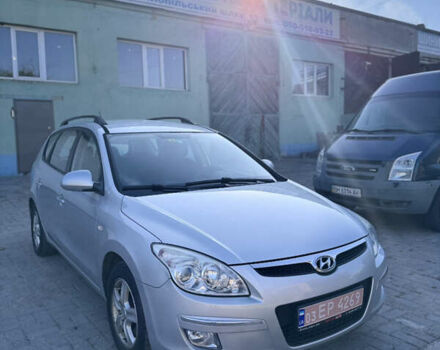 Серый Хендай i30, объемом двигателя 1.6 л и пробегом 190 тыс. км за 5950 $, фото 1 на Automoto.ua