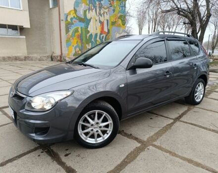 Сірий Хендай i30, об'ємом двигуна 1.4 л та пробігом 226 тис. км за 5000 $, фото 1 на Automoto.ua