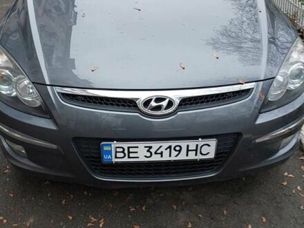 Серый Хендай i30, объемом двигателя 1.4 л и пробегом 170 тыс. км за 7089 $, фото 1 на Automoto.ua