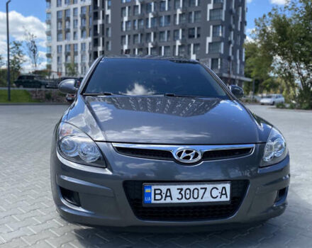 Серый Хендай i30, объемом двигателя 1.4 л и пробегом 195 тыс. км за 6700 $, фото 1 на Automoto.ua