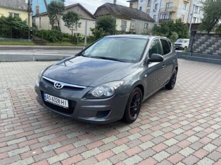 Хендай i30 2009 у Рівному на Automoto.ua Сірий Хендай i30, об'ємом двигуна 1.6 л та пробігом 270 тис. км за 4999 $, фото 1 на Automoto.ua