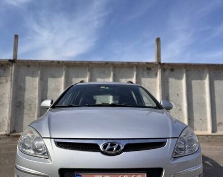 Серый Хендай i30, объемом двигателя 1.6 л и пробегом 190 тыс. км за 5850 $, фото 1 на Automoto.ua