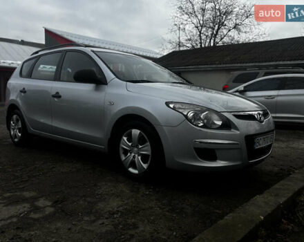 Сірий Хендай i30, об'ємом двигуна 1.4 л та пробігом 265 тис. км за 5700 $, фото 1 на Automoto.ua