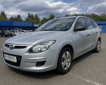 Серый Хендай i30, объемом двигателя 1.6 л и пробегом 167 тыс. км за 6000 $, фото 1 на Automoto.ua