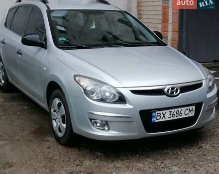 Сірий Хендай i30, об'ємом двигуна 1.4 л та пробігом 188 тис. км за 6000 $, фото 1 на Automoto.ua
