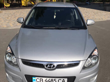 Хендай i30 2010 у Чернігові на Automoto.ua Сірий Хендай i30, об'ємом двигуна 1.6 л та пробігом 346 тис. км за 5999 $, фото 1 на Automoto.ua