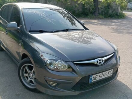 Сірий Хендай i30, об'ємом двигуна 0 л та пробігом 205 тис. км за 6500 $, фото 1 на Automoto.ua