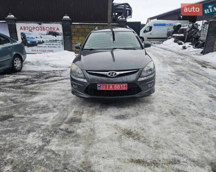 Серый Хендай i30, объемом двигателя 1.4 л и пробегом 210 тыс. км за 5650 $, фото 1 на Automoto.ua