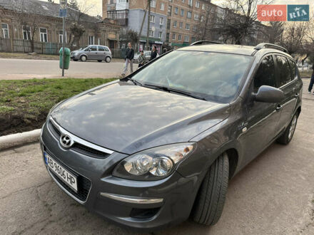 Хендай i30 2010 в Бердичеве на Automoto.ua Серый Хендай i30, объемом двигателя 1.6 л и пробегом 220 тыс. км за 5500 $, фото 1 на Automoto.ua