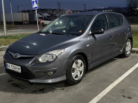 Хендай i30 2010 у Києві на Automoto.ua Сірий Хендай i30, об'ємом двигуна 1.4 л та пробігом 226 тис. км за 7100 $, фото 1 на Automoto.ua