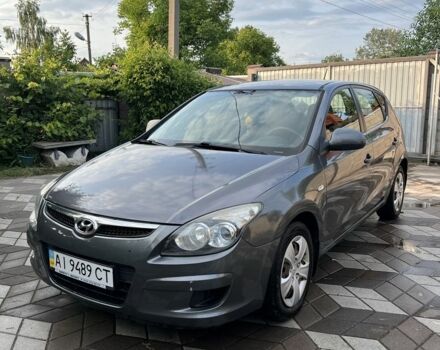 Серый Хендай i30, объемом двигателя 1.6 л и пробегом 162 тыс. км за 7500 $, фото 1 на Automoto.ua