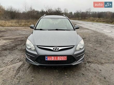 Хендай i30 2010 у Полтаві на Automoto.ua Сірий Хендай i30, об'ємом двигуна 1.6 л та пробігом 200 тис. км за 6500 $, фото 1 на Automoto.ua