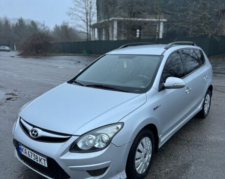 Серый Хендай i30, объемом двигателя 1.6 л и пробегом 223 тыс. км за 5350 $, фото 1 на Automoto.ua