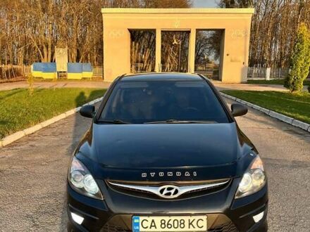 Сірий Хендай i30, об'ємом двигуна 1.4 л та пробігом 228 тис. км за 6500 $, фото 1 на Automoto.ua