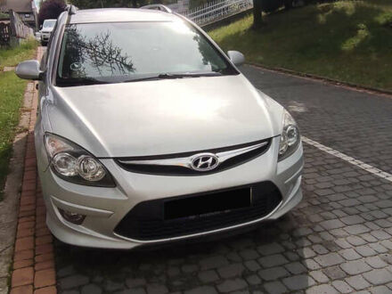 Хендай i30 2010 у Луцьку на Automoto.ua Сірий Хендай i30, об'ємом двигуна 1.6 л та пробігом 129 тис. км за 6700 $, фото 1 на Automoto.ua