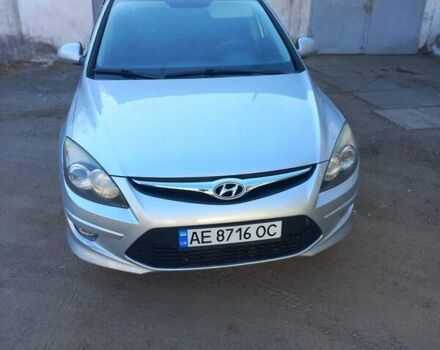 Сірий Хендай i30, об'ємом двигуна 1.4 л та пробігом 203 тис. км за 5800 $, фото 1 на Automoto.ua