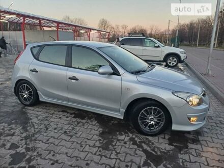 Сірий Хендай i30, об'ємом двигуна 1.4 л та пробігом 202 тис. км за 6200 $, фото 1 на Automoto.ua