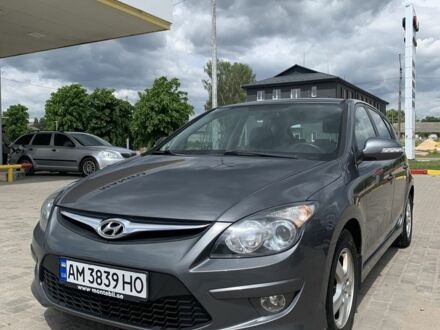 Сірий Хендай i30, об'ємом двигуна 1.6 л та пробігом 224 тис. км за 7800 $, фото 1 на Automoto.ua