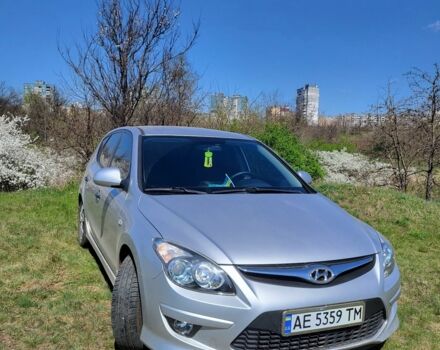 Сірий Хендай i30, об'ємом двигуна 1.6 л та пробігом 207 тис. км за 7700 $, фото 1 на Automoto.ua