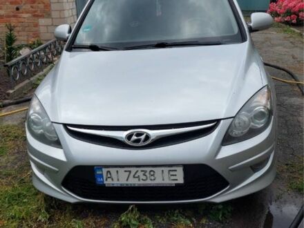 Сірий Хендай i30, об'ємом двигуна 1.6 л та пробігом 252 тис. км за 6600 $, фото 1 на Automoto.ua